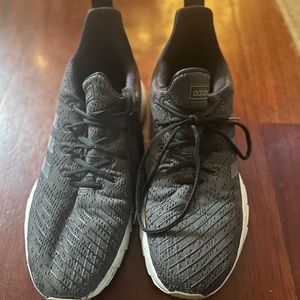 Men’s Adidas Cloudfoam Comfort size 11.5